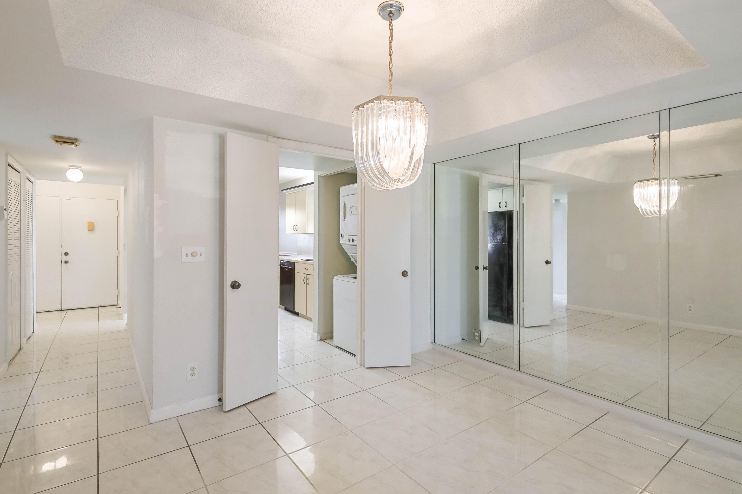 6850 10th Avenue N 406, Greenacres, FL 33467 — photo 2 of 43