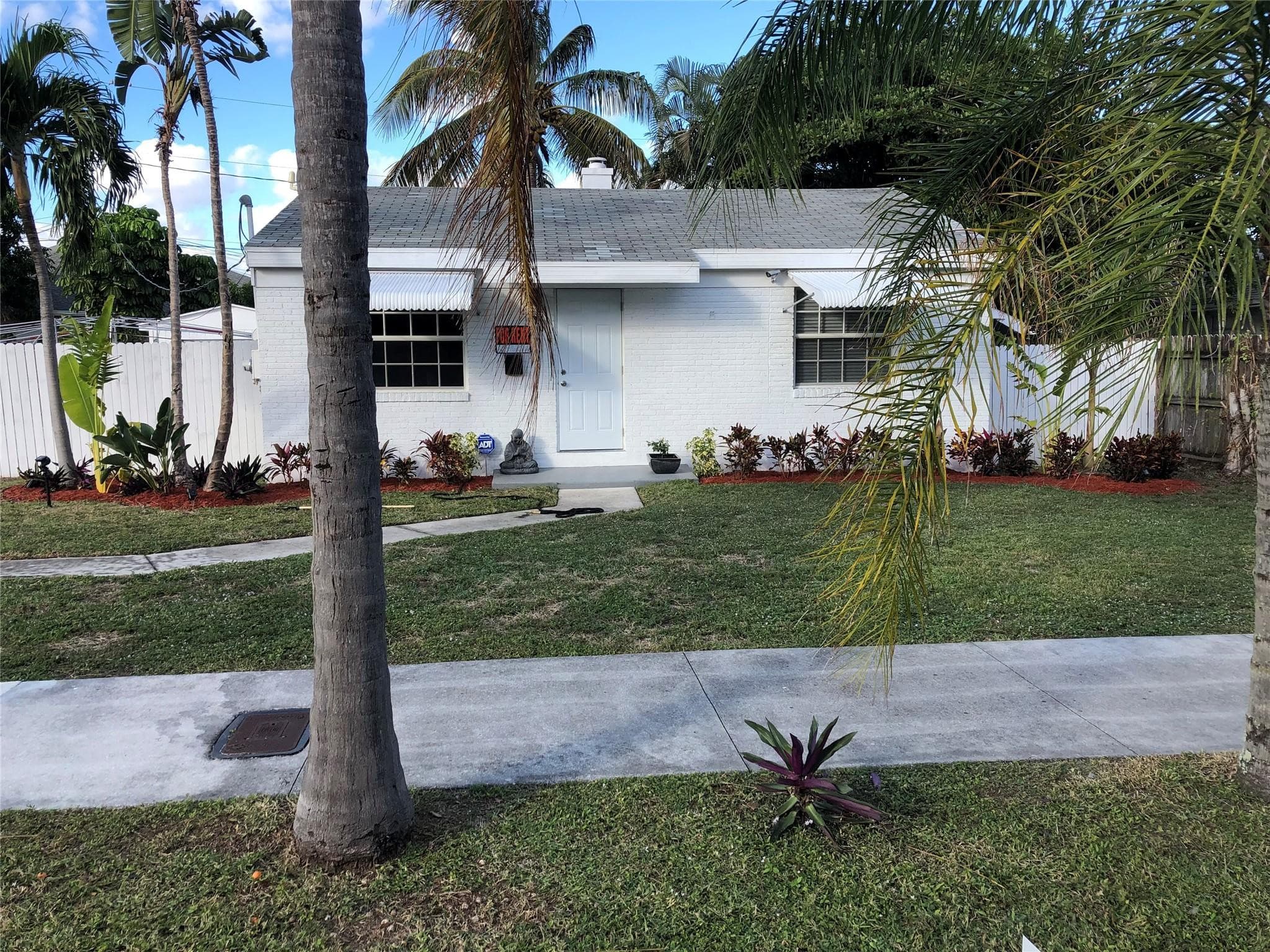 1007 Charles Street, West Palm Beach, FL 33401 — photo 1 of 37