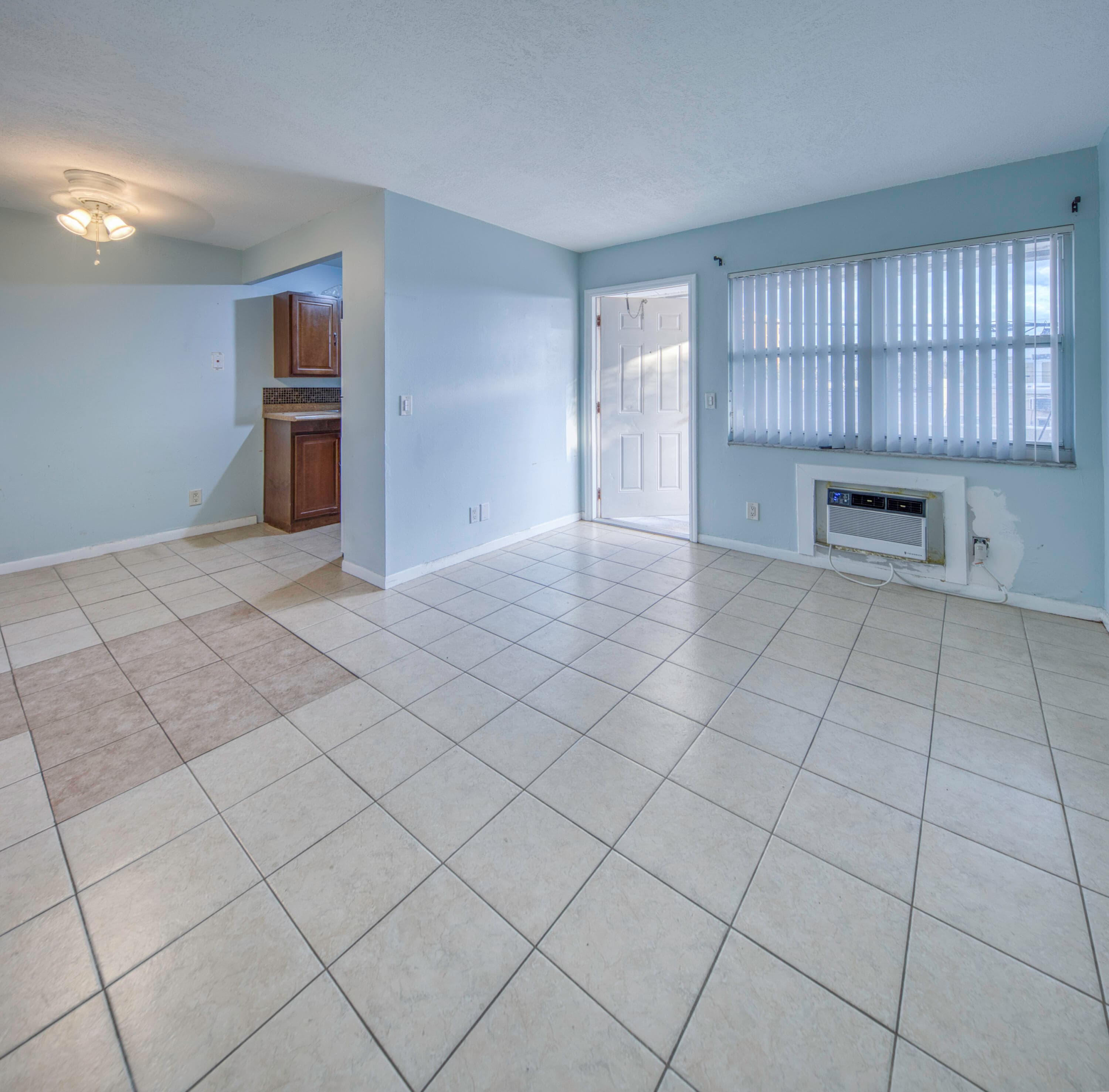 111 N L Street 8, Lake Worth Beach, FL 33460 — photo 2 of 15