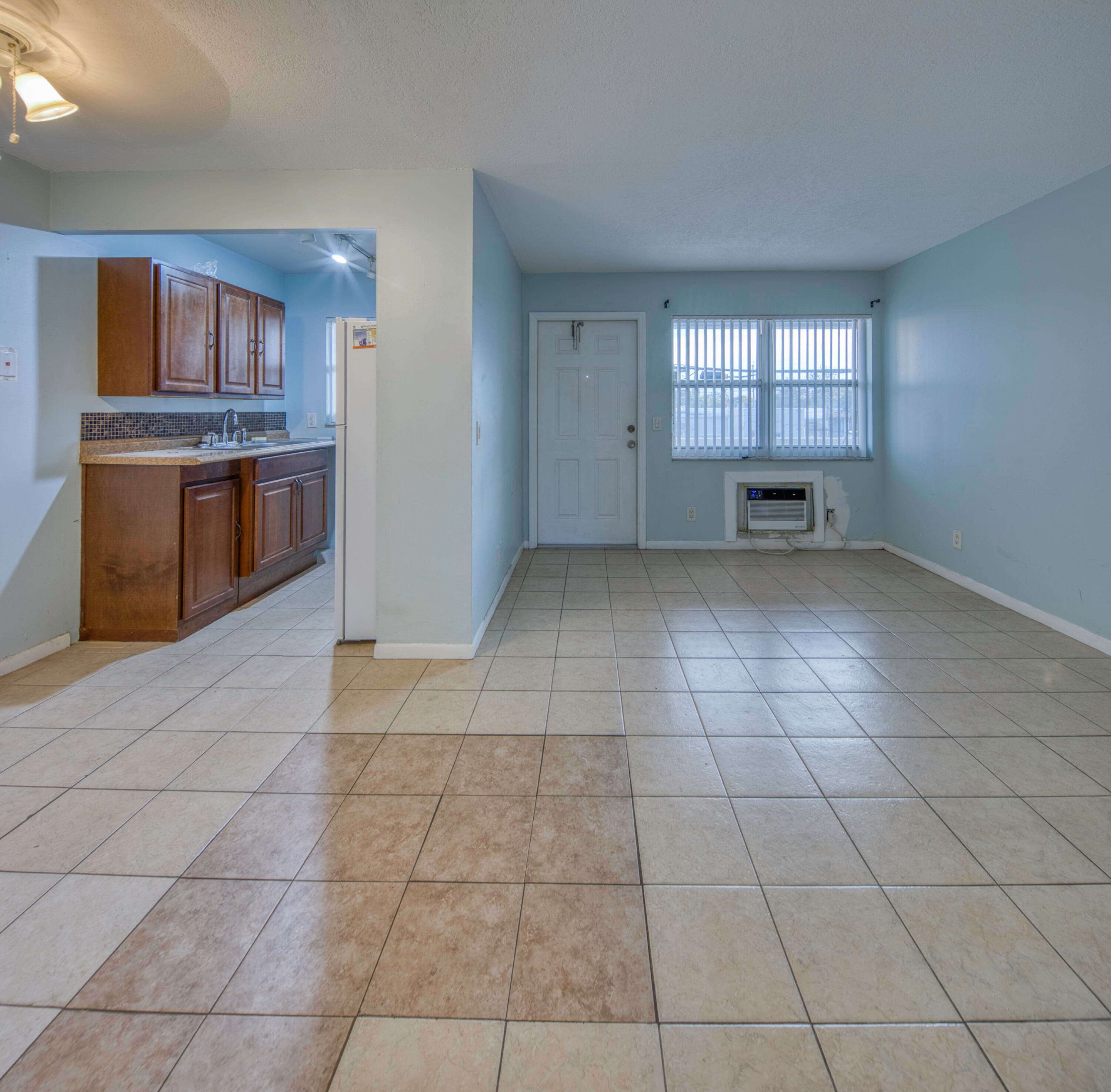 111 N L Street 8, Lake Worth Beach, FL 33460 — photo 8 of 15