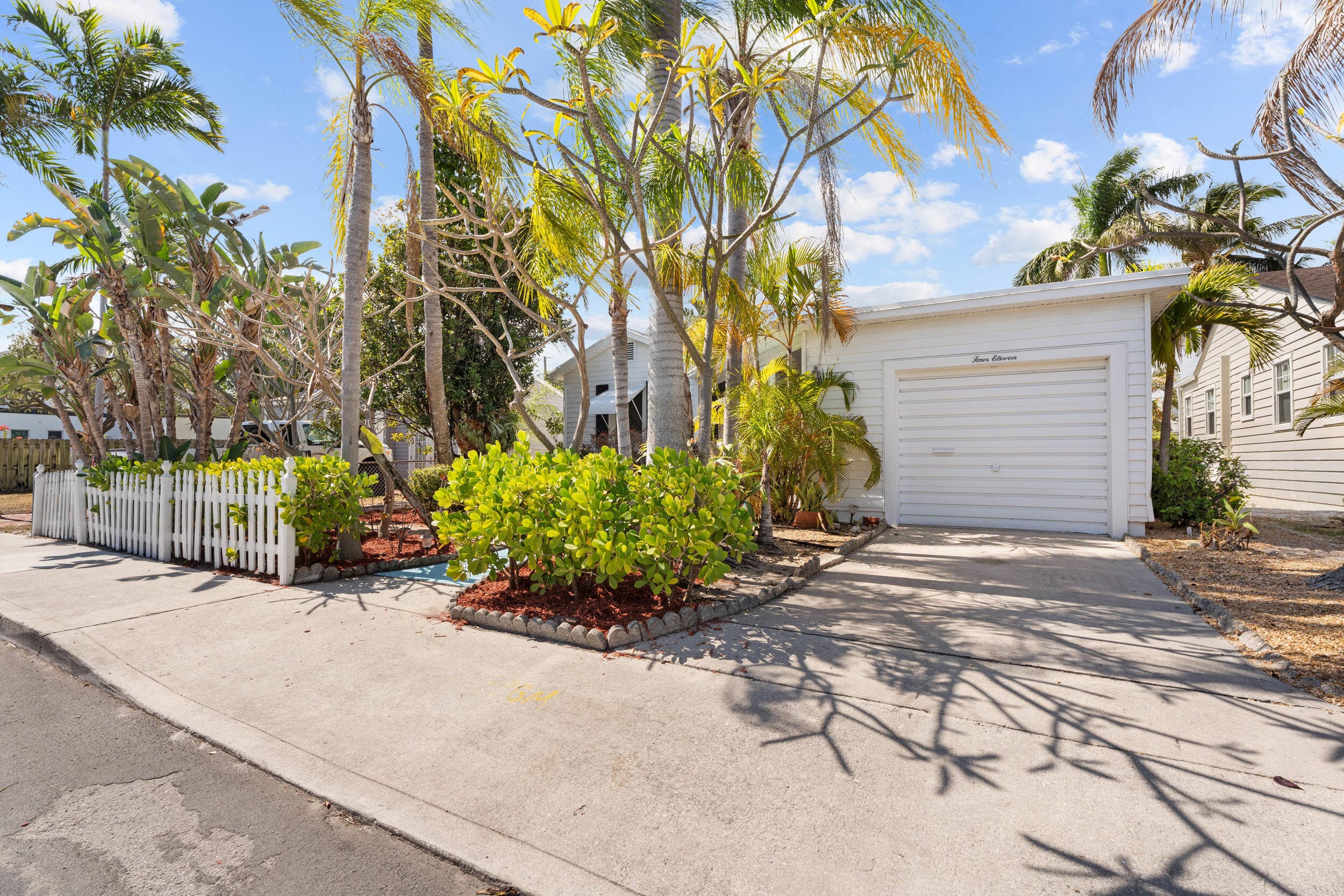 411 S Palmway, Lake Worth Beach, FL 33460 — photo 33 of 40