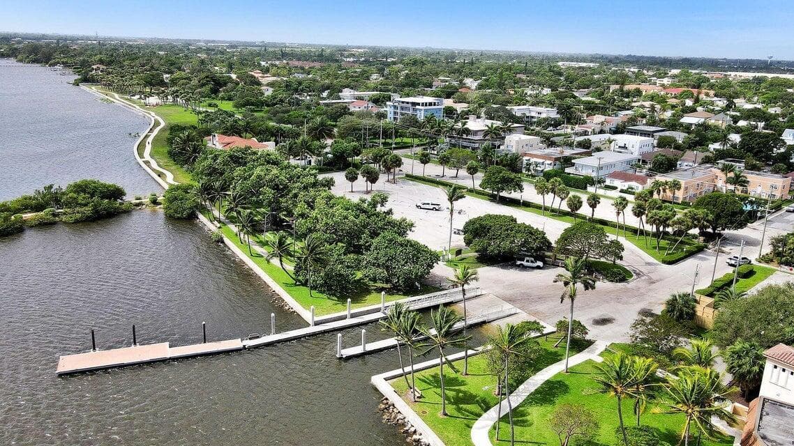 411 S Palmway, Lake Worth Beach, FL 33460 — photo 38 of 40