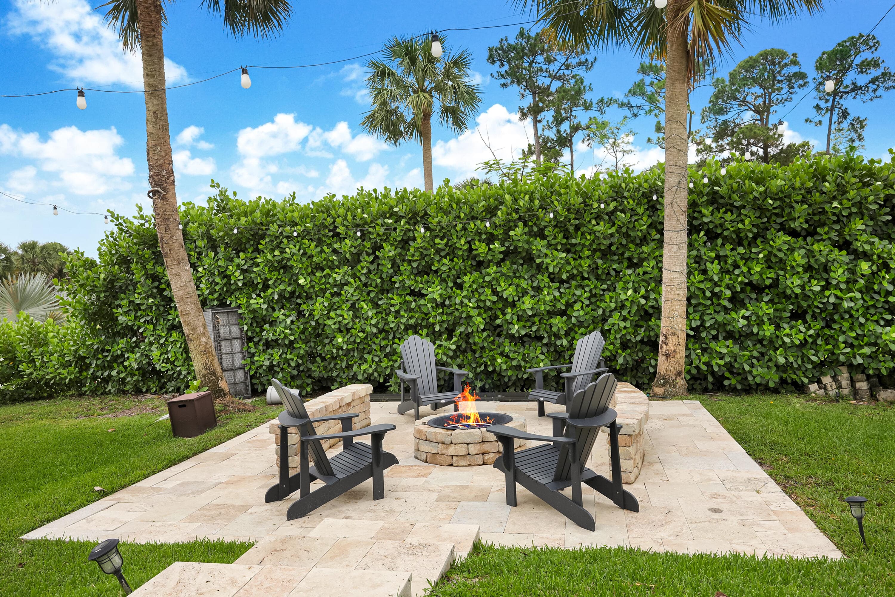 142 Brynhurst Court, West Palm Beach, FL 33413 — photo 32 of 43