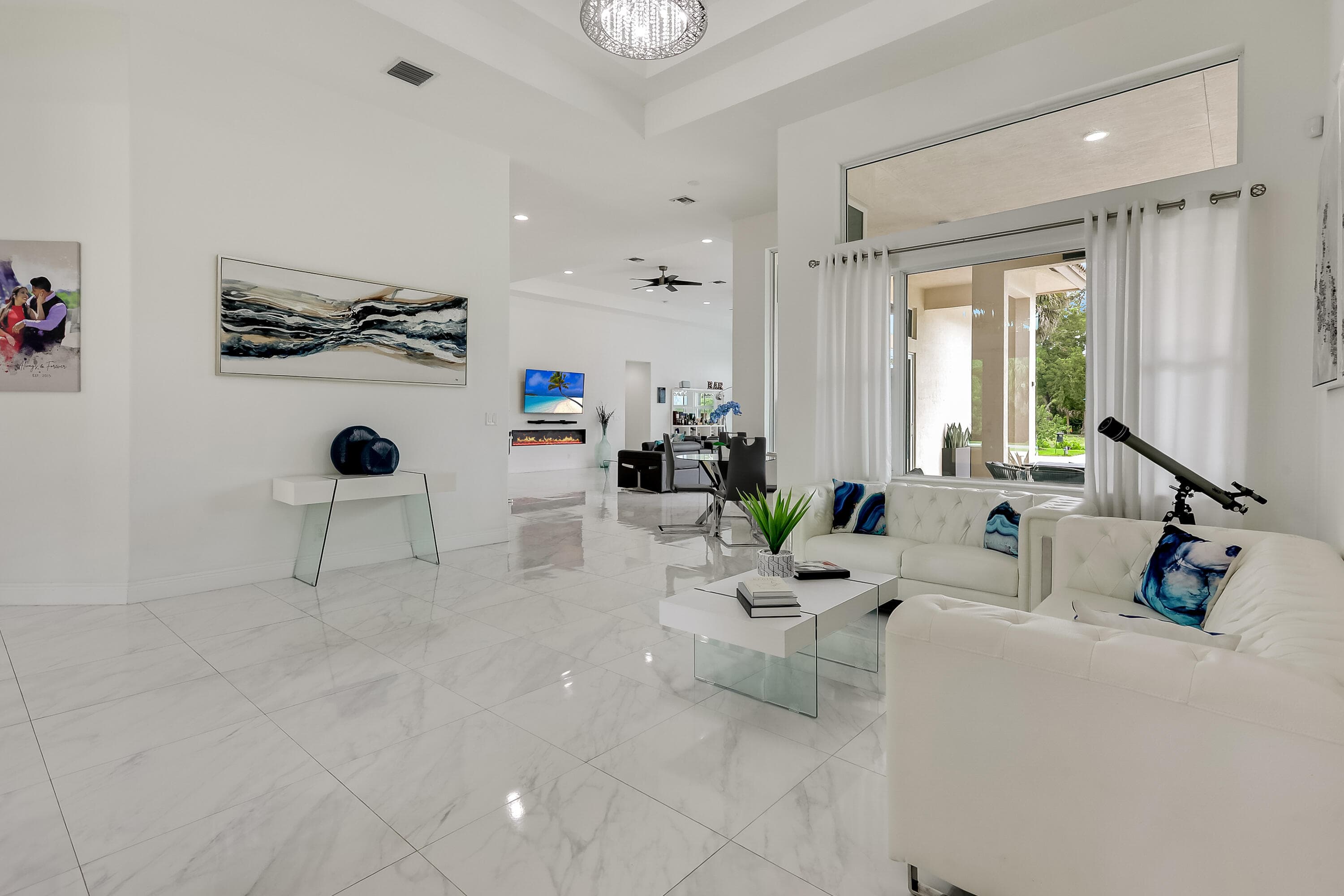 142 Brynhurst Court, West Palm Beach, FL 33413 — photo 7 of 43