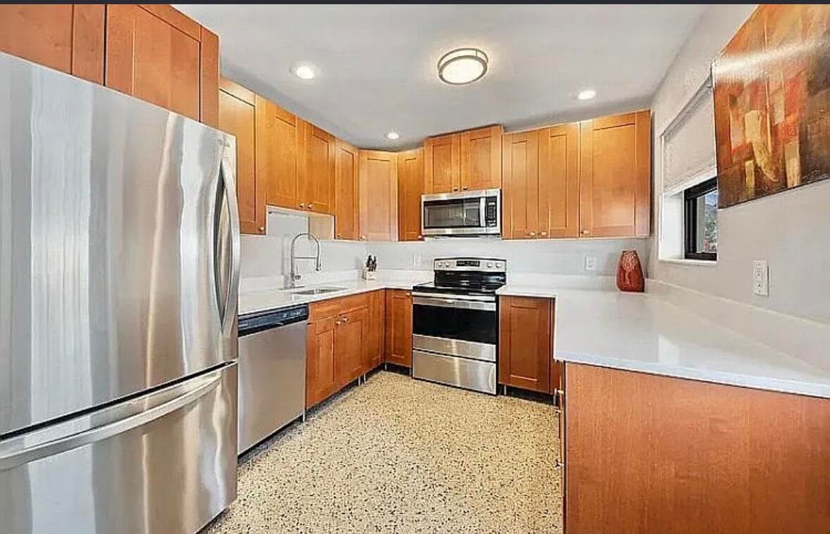 250 NE 13th Street, Delray Beach, FL 33444 — photo 12 of 37