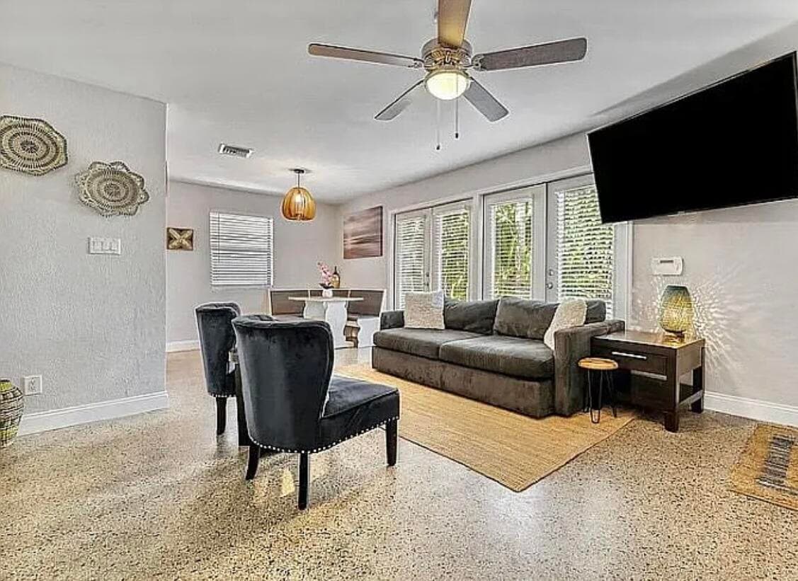 250 NE 13th Street, Delray Beach, FL 33444 — photo 17 of 37