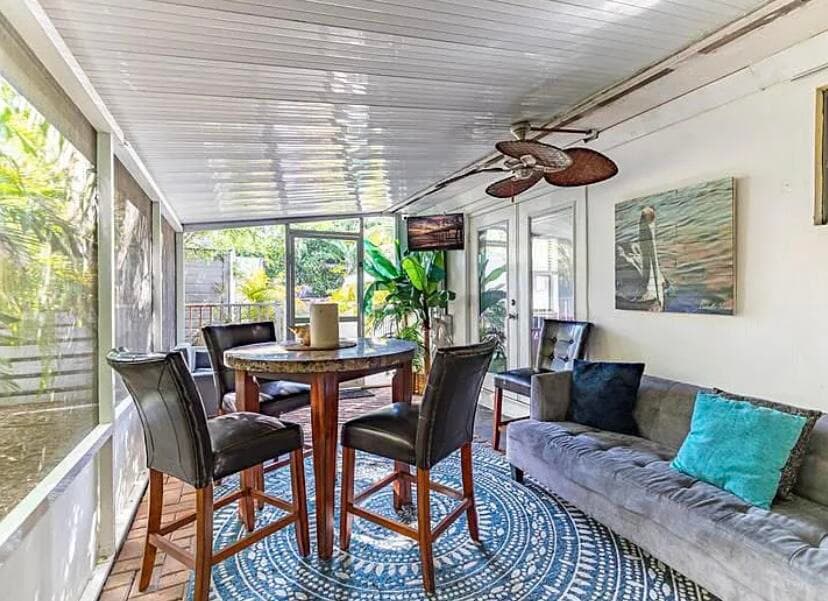 250 NE 13th Street, Delray Beach, FL 33444 — photo 20 of 37