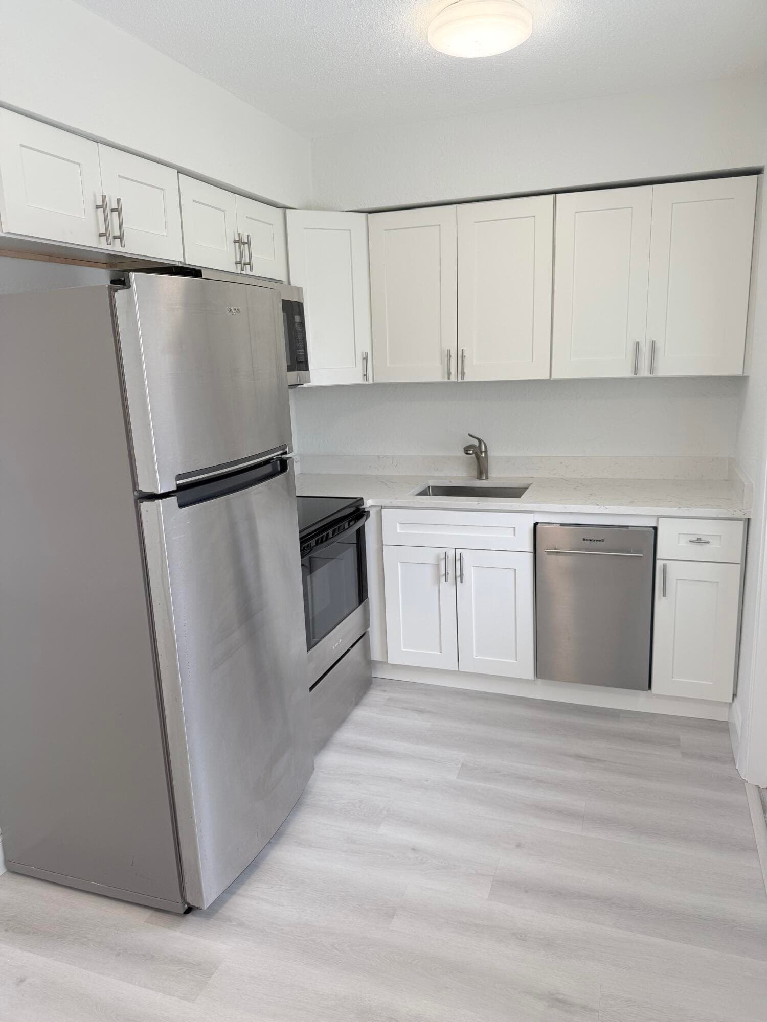 1913 NE 4th Street 1-9, Deerfield Beach, FL 33441 — photo 4 of 11