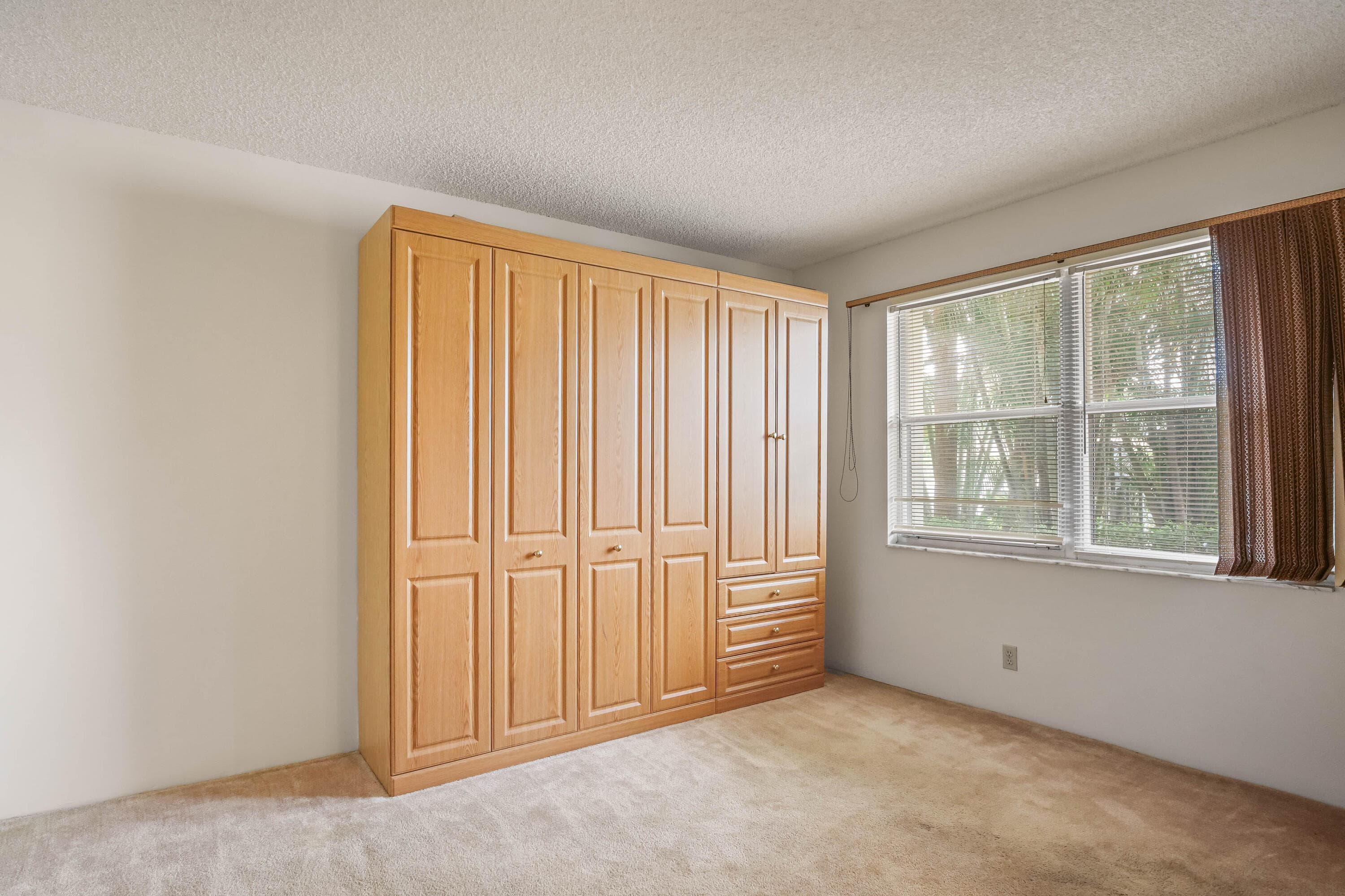 3951 Via Poinciana 112, Lake Worth, FL 33467 — photo 20 of 44