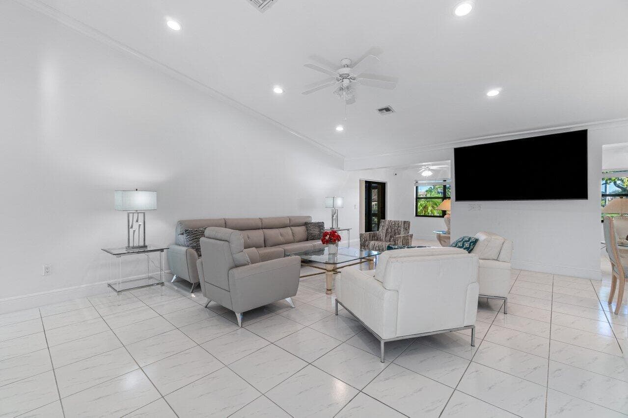 5605 Forest Oaks Terrace, Delray Beach, FL 33484 — photo 13 of 52