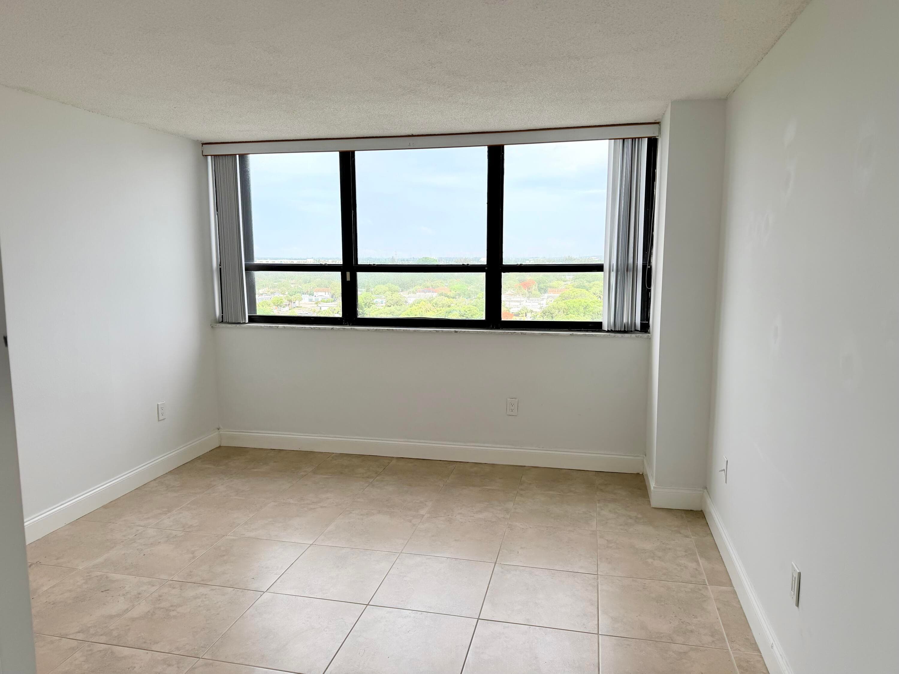 5600 N Flagler Drive Unit 1203, West Palm Beach, FL 33407 — photo 15 of 31
