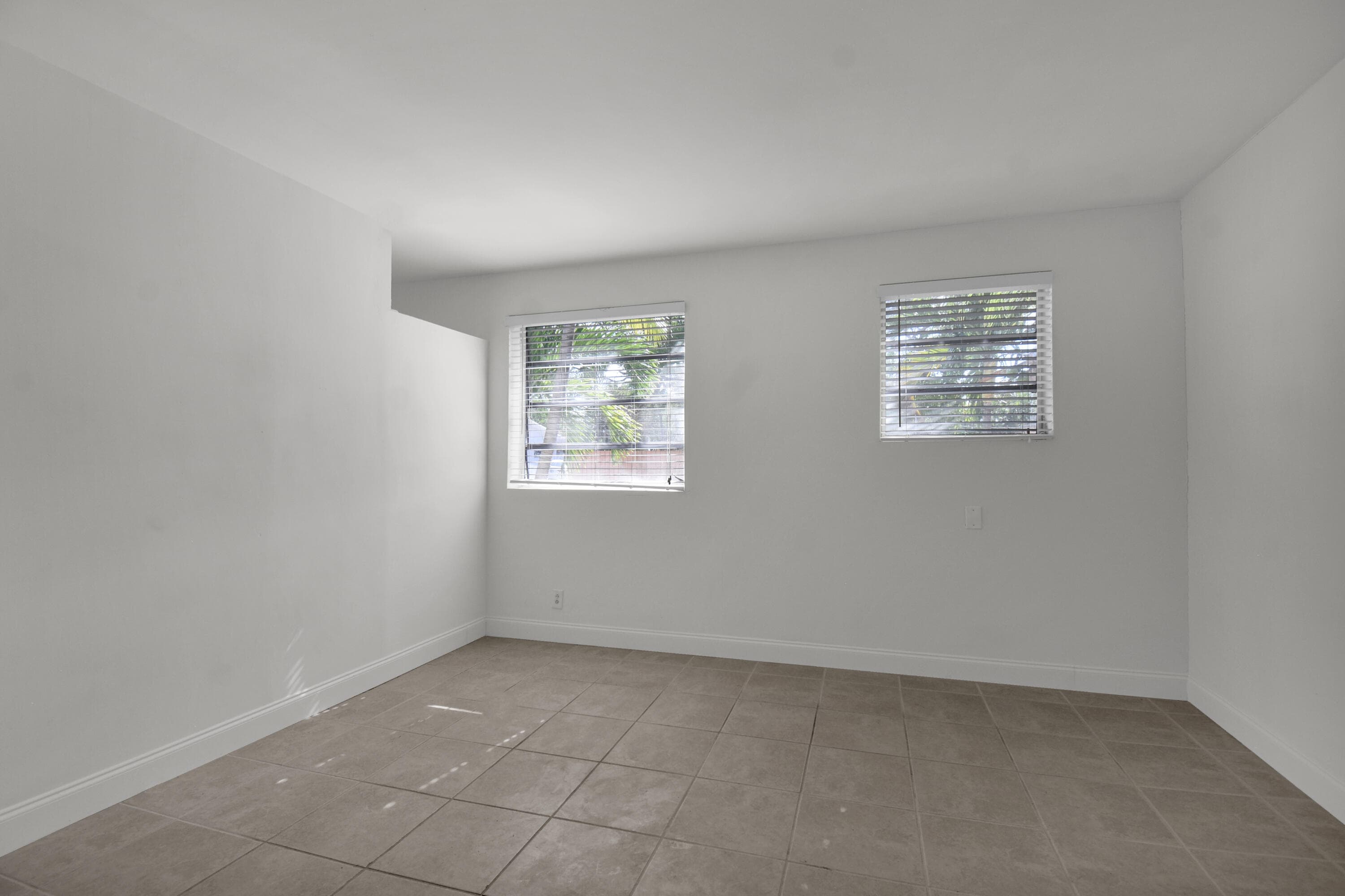1116 S 17th Avenue, Hollywood, FL 33020 — photo 24 of 56