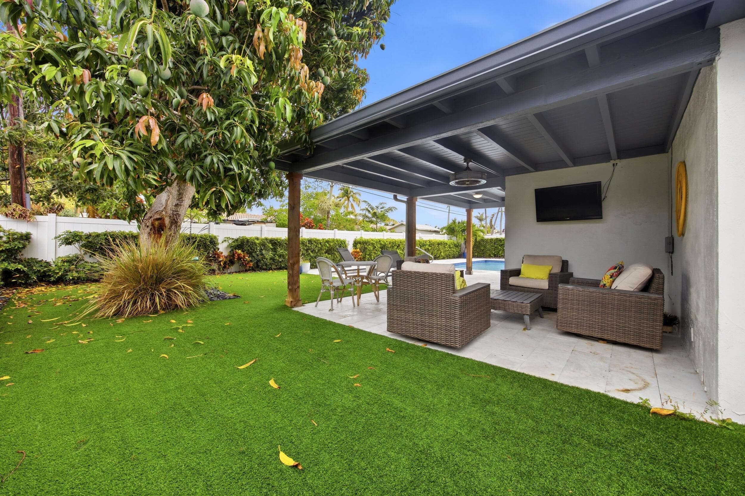 817 SE 16th Street, Deerfield Beach, FL 33441 — photo 45 of 56