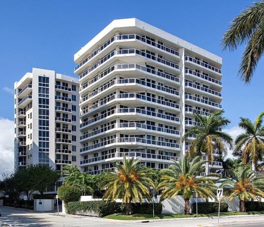1617 N Flagler Drive 704, West Palm Beach, FL 33407 — photo 1 of 28