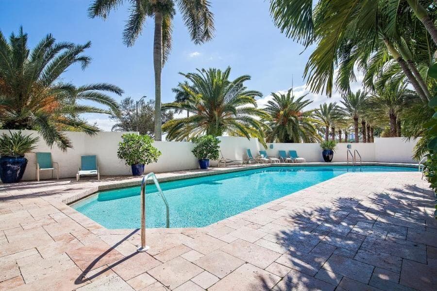1617 N Flagler Drive 704, West Palm Beach, FL 33407 — photo 4 of 28