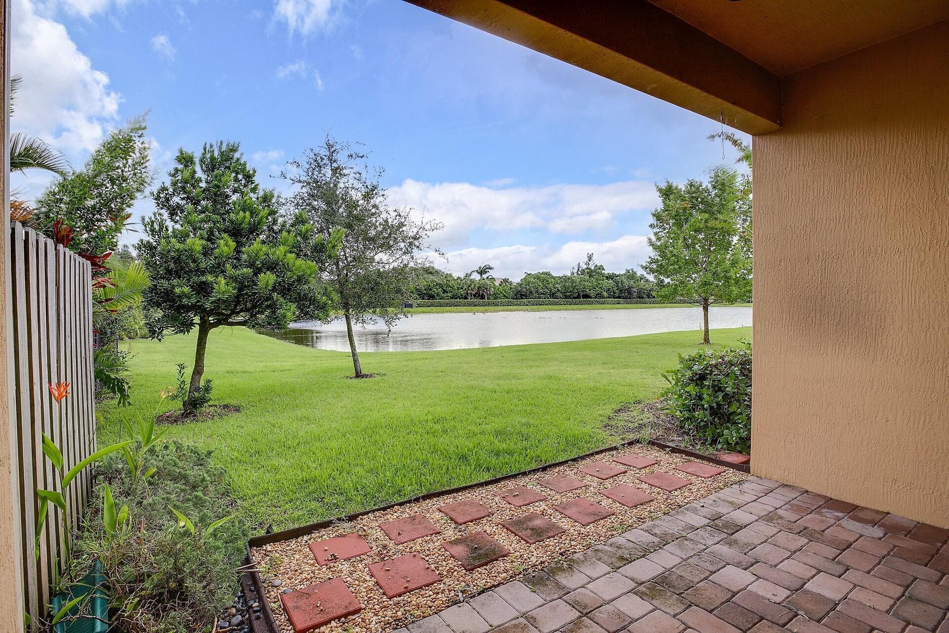 8985 Gulf Run Way, Lake Worth, FL 33467 — photo 18 of 22