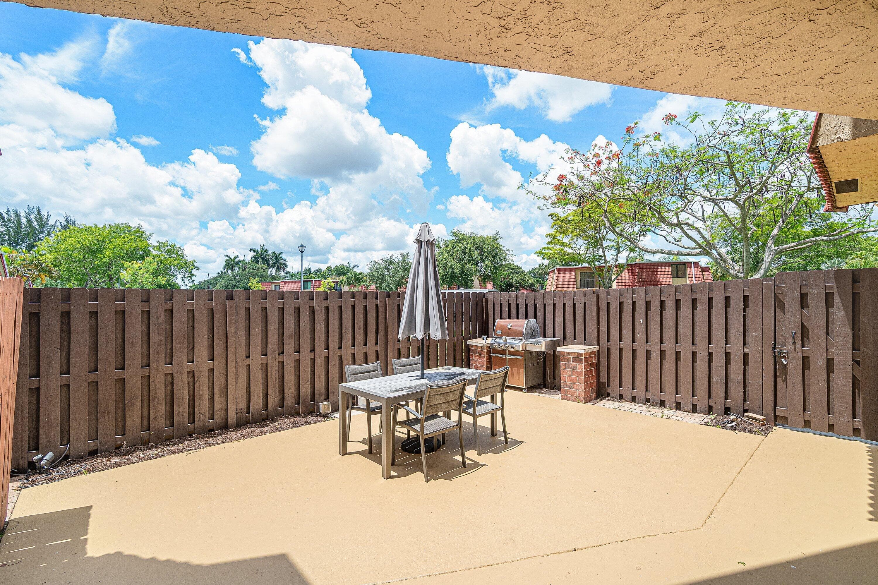 22910 Oxford Place D, Boca Raton, FL 33433 — photo 4 of 29