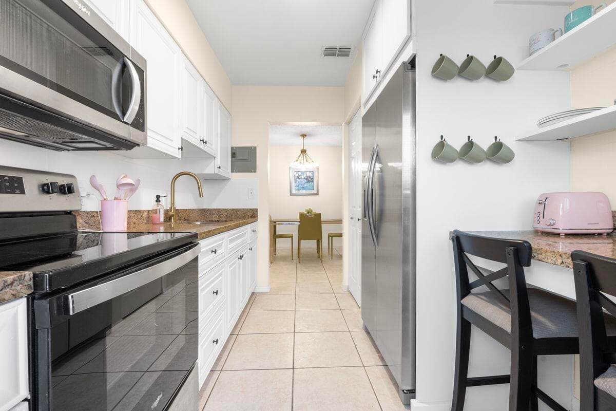 1539 NE 15th Avenue, Fort Lauderdale, FL 33304 — photo 16 of 35