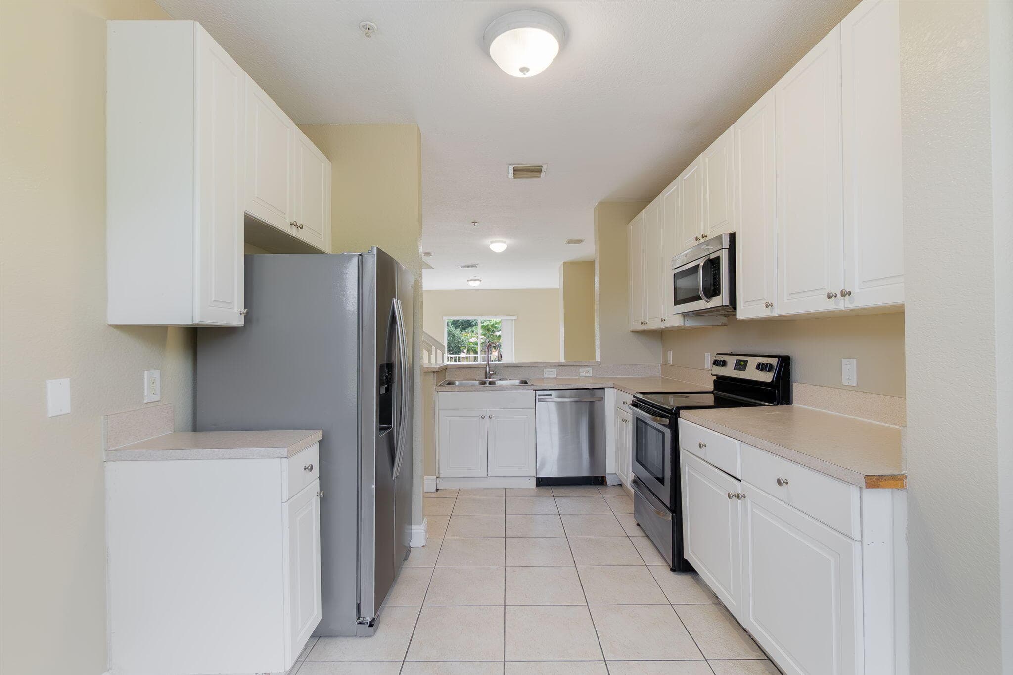 1718 NE 6th Street, Boynton Beach, FL 33435 — photo 7 of 28