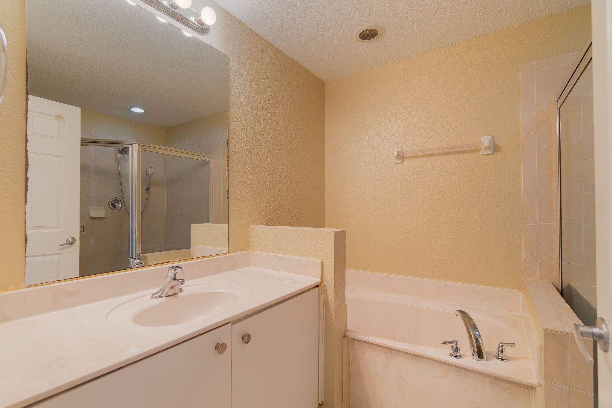1718 NE 6th Street, Boynton Beach, FL 33435 — photo 18 of 28