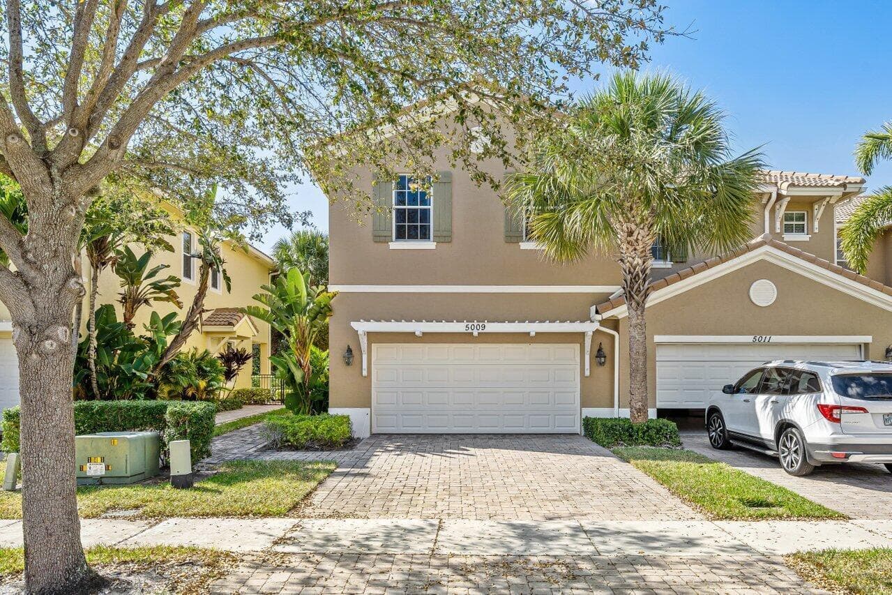 5009 Dulce Court, Palm Beach Gardens, FL 33418 — photo 1 of 31