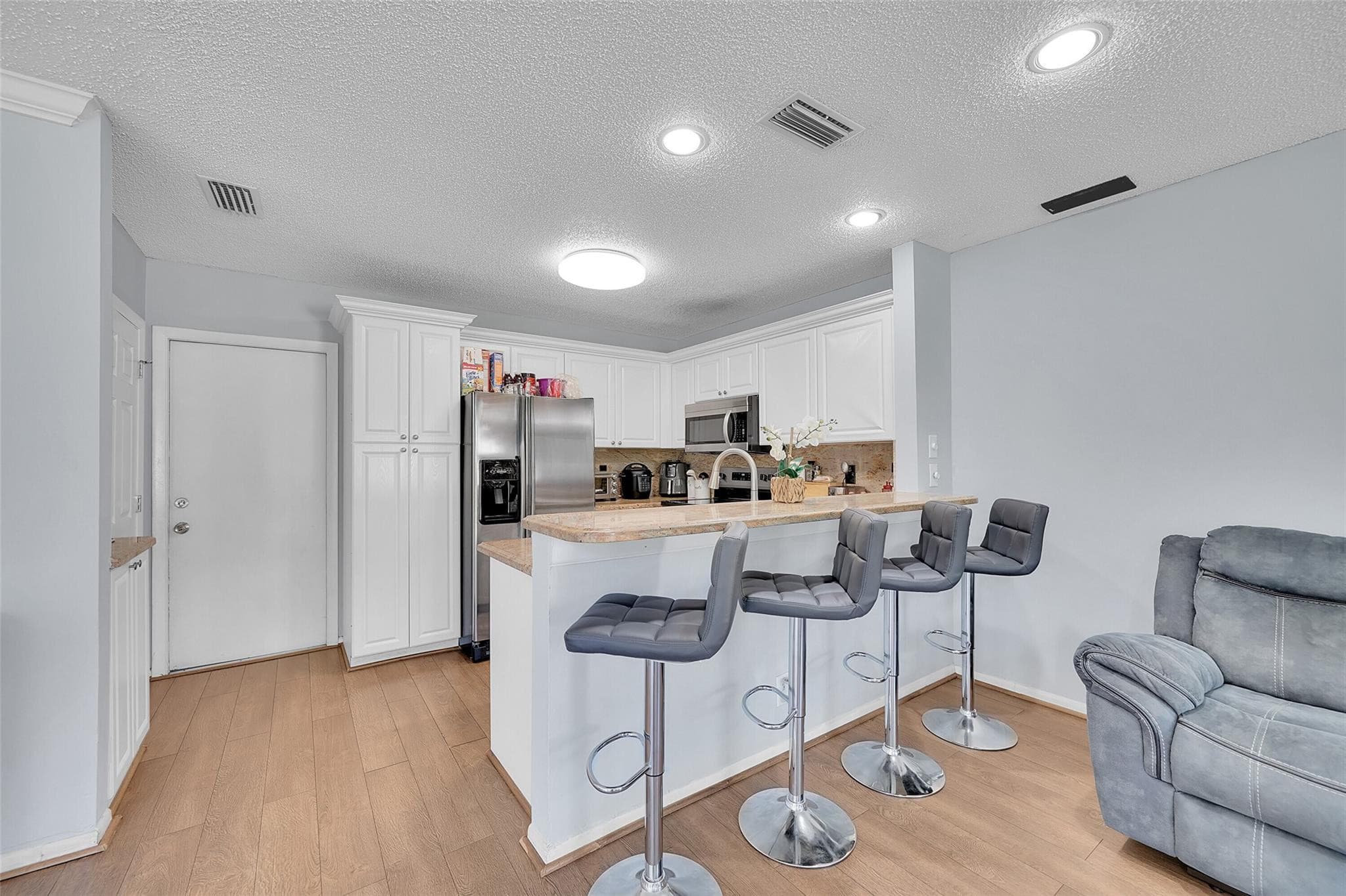 10615 NW 12th Court, Plantation, FL 33322 — photo 5 of 29