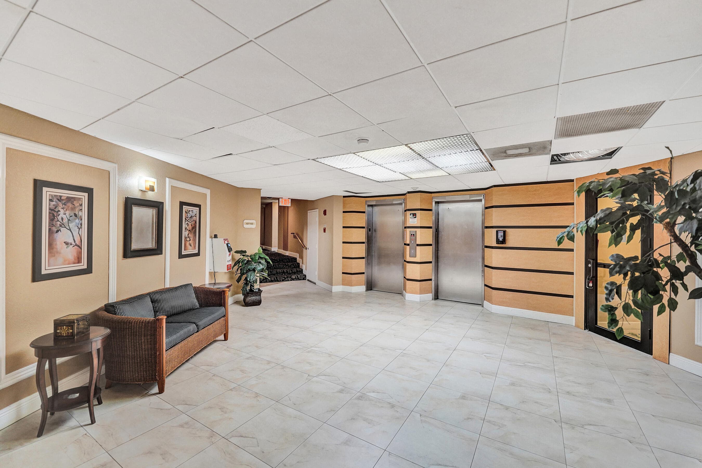 3800 N Hills Drive 208, Hollywood, FL 33021 — photo 31 of 32