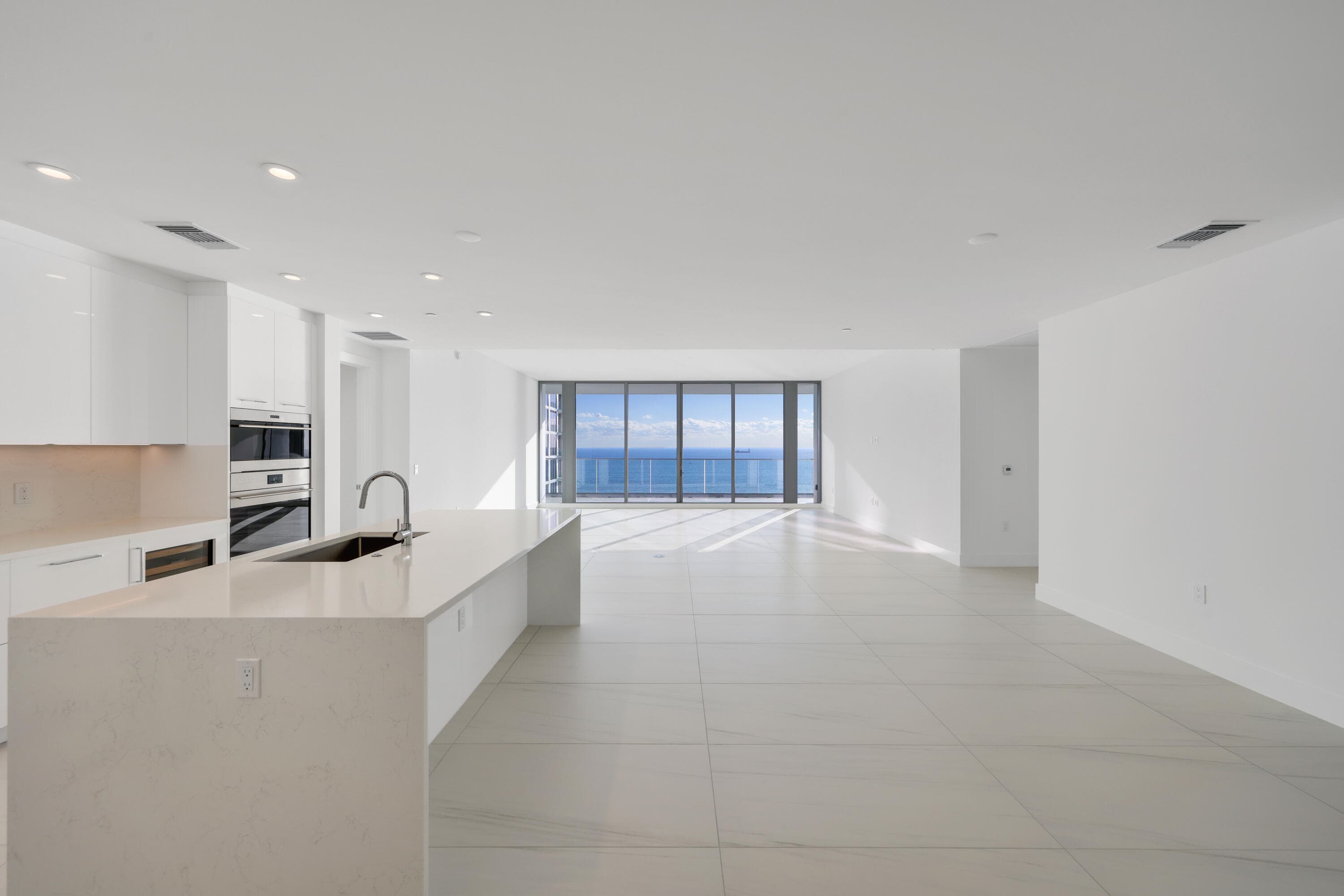 153 N Seabreeze Boulevard 1001, Fort Lauderdale, FL 33304 — photo 5 of 33