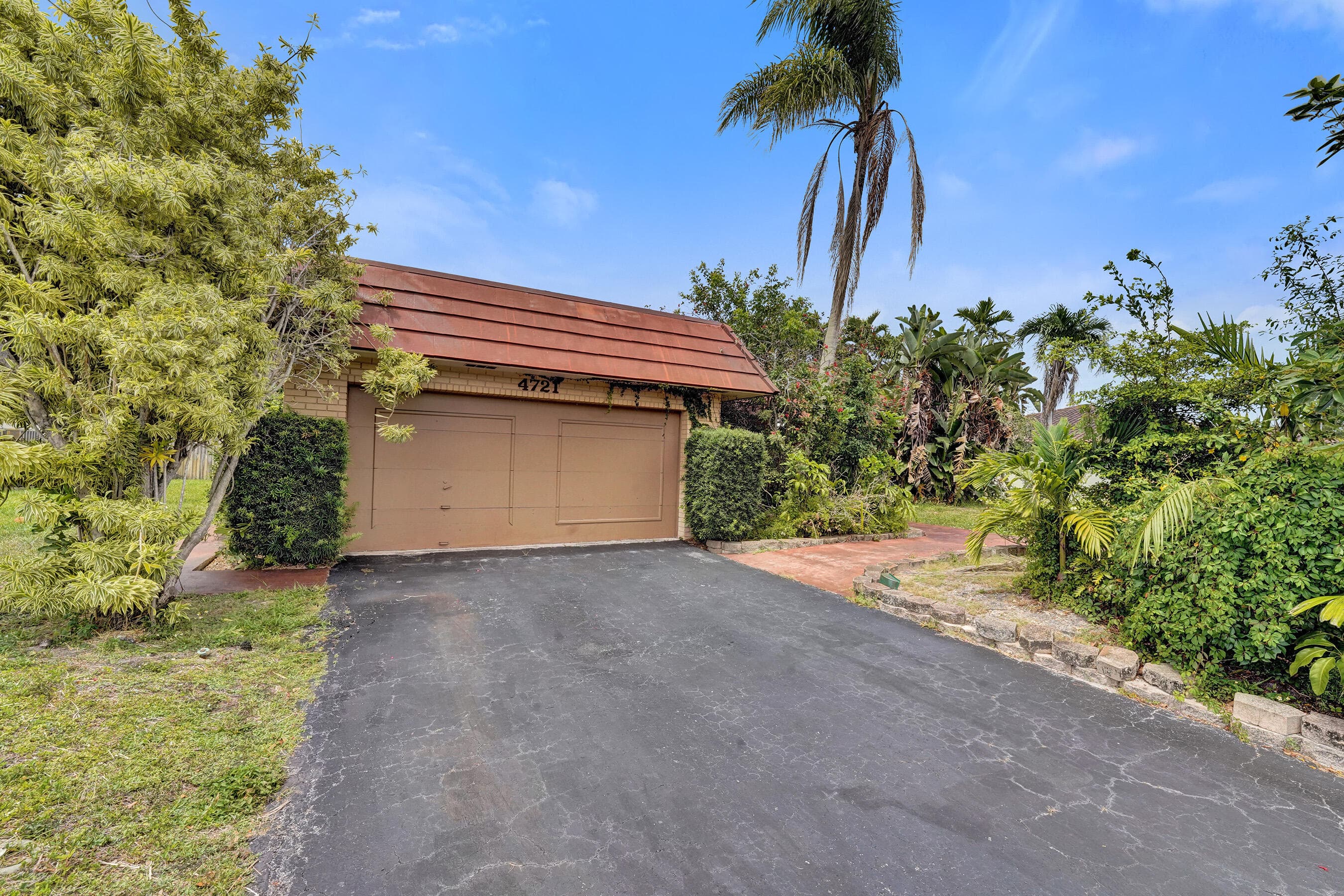 4721 Sarazen Drive, Hollywood, FL 33021 — photo 3 of 46