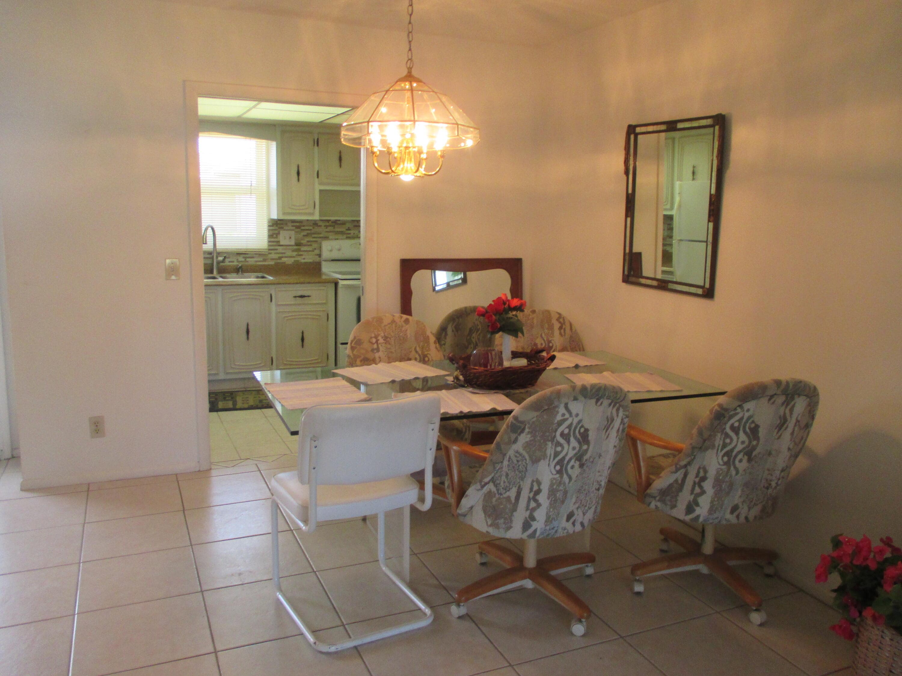 2715 Emory Drive E C, West Palm Beach, FL 33415 — photo 8 of 32