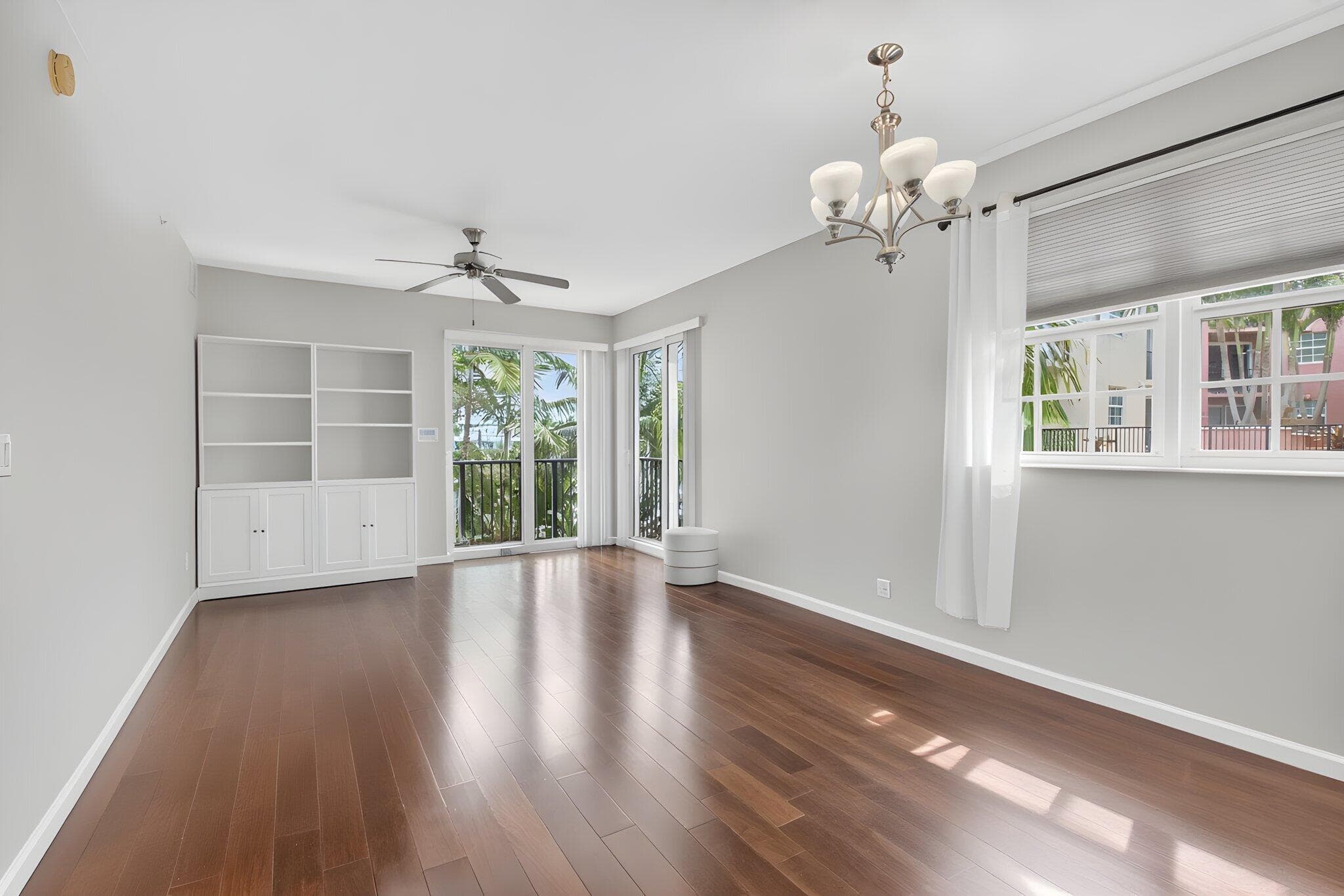 225 NE 1st Street 301, Delray Beach, FL 33444 — photo 2 of 20