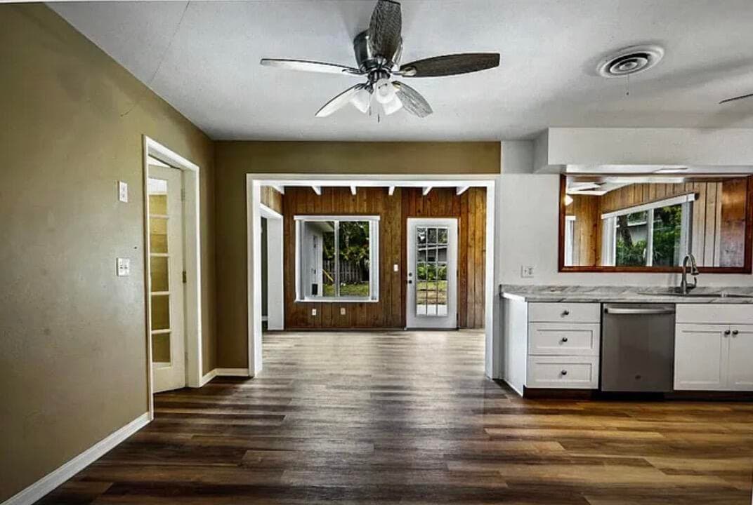 515 Cypress Road, Vero Beach, FL 32963 — photo 6 of 15