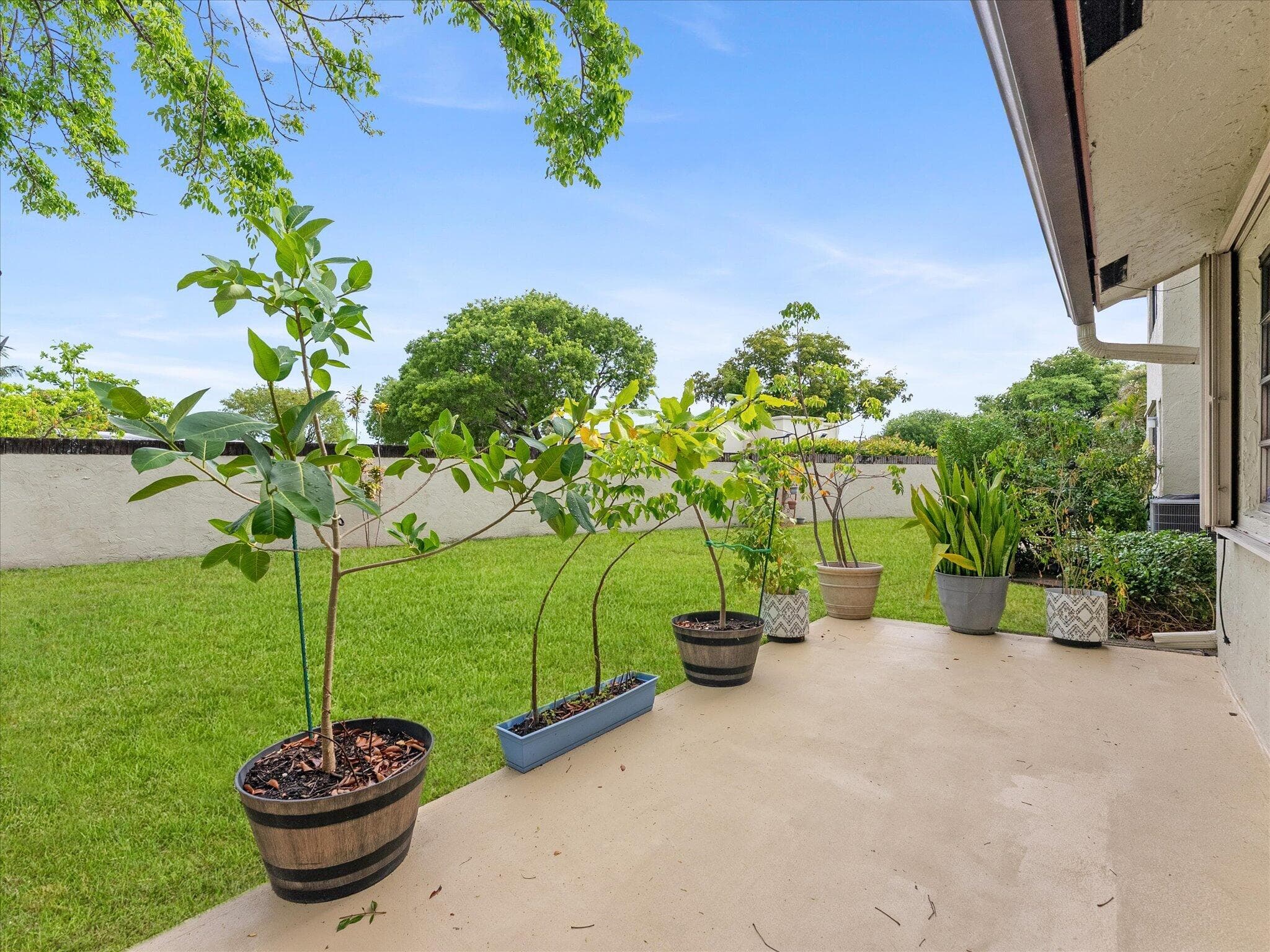 1821 NE 40th Court 305, Pompano Beach, FL 33064 — photo 22 of 23