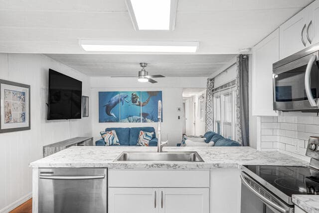 2531 Chatham Way NE, Palm Bay, FL 32905 — photo 15 of 32