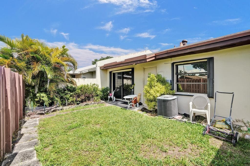 13934 SW 52nd Terrace, Miami, FL 33175 — photo 30 of 33