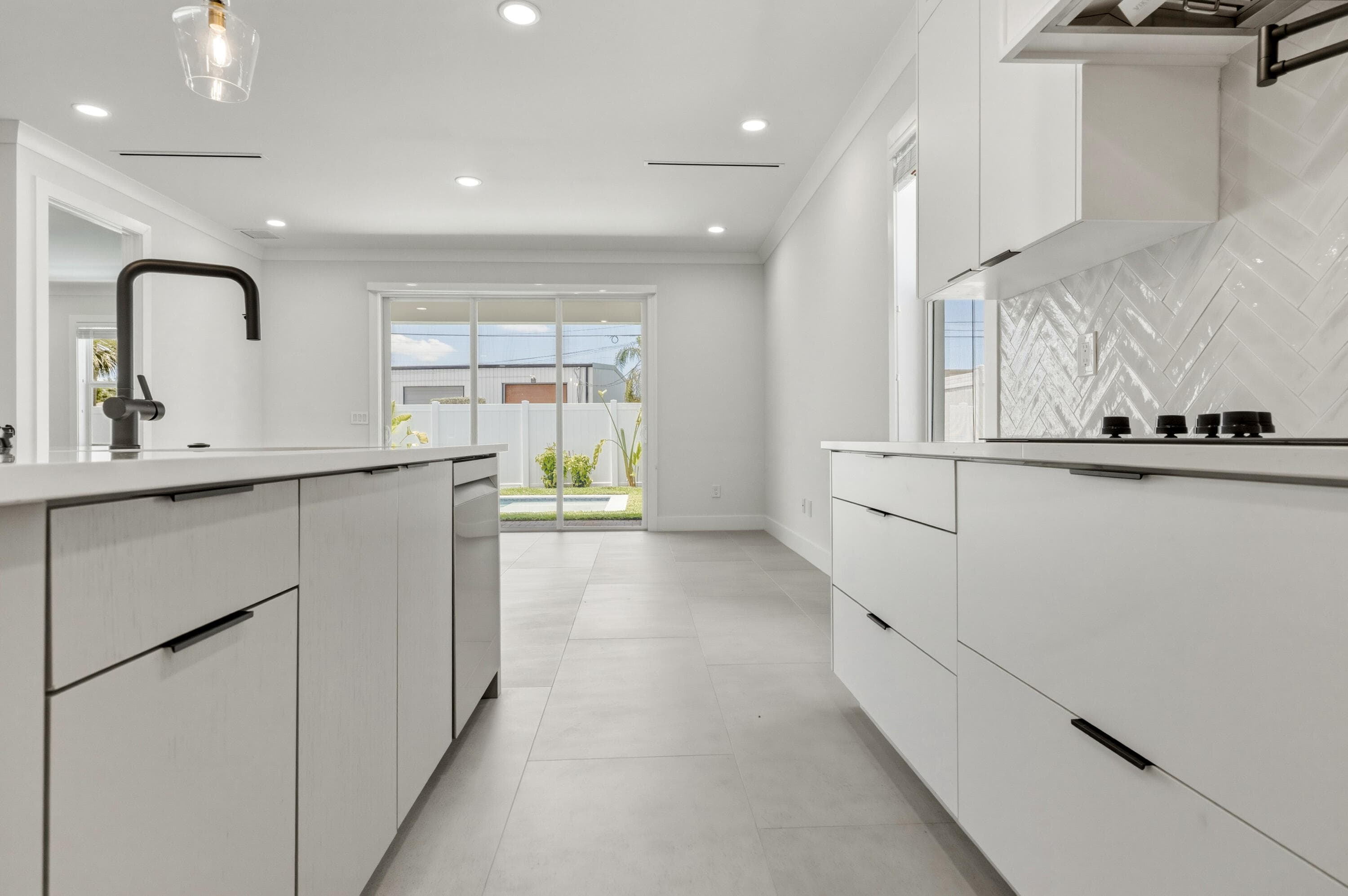 1022 Miami Boulevard, Delray Beach, FL 33483 — photo 18 of 94