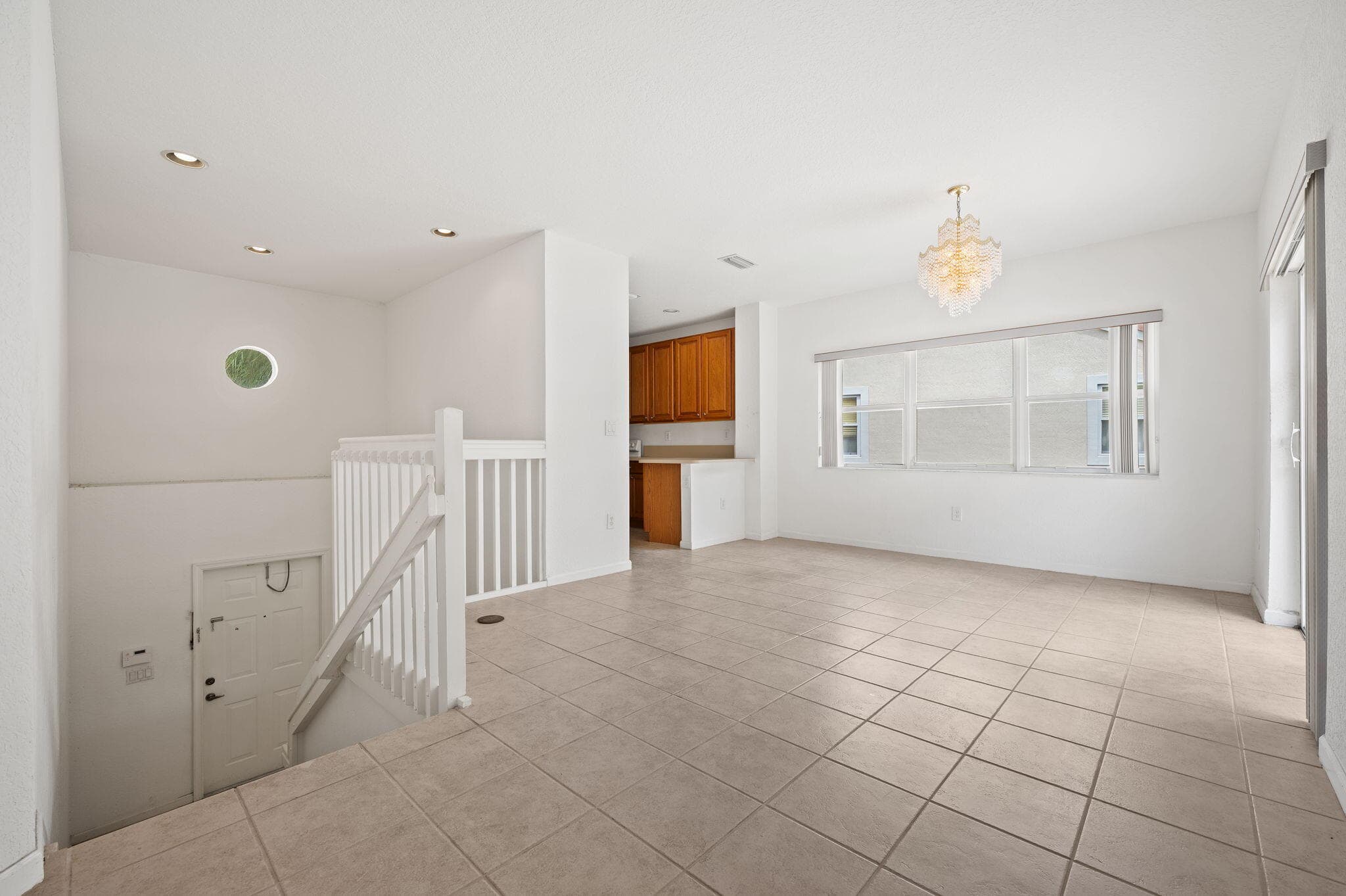 2110 NW 75th Way, Pembroke Pines, FL 33024 — photo 7 of 43