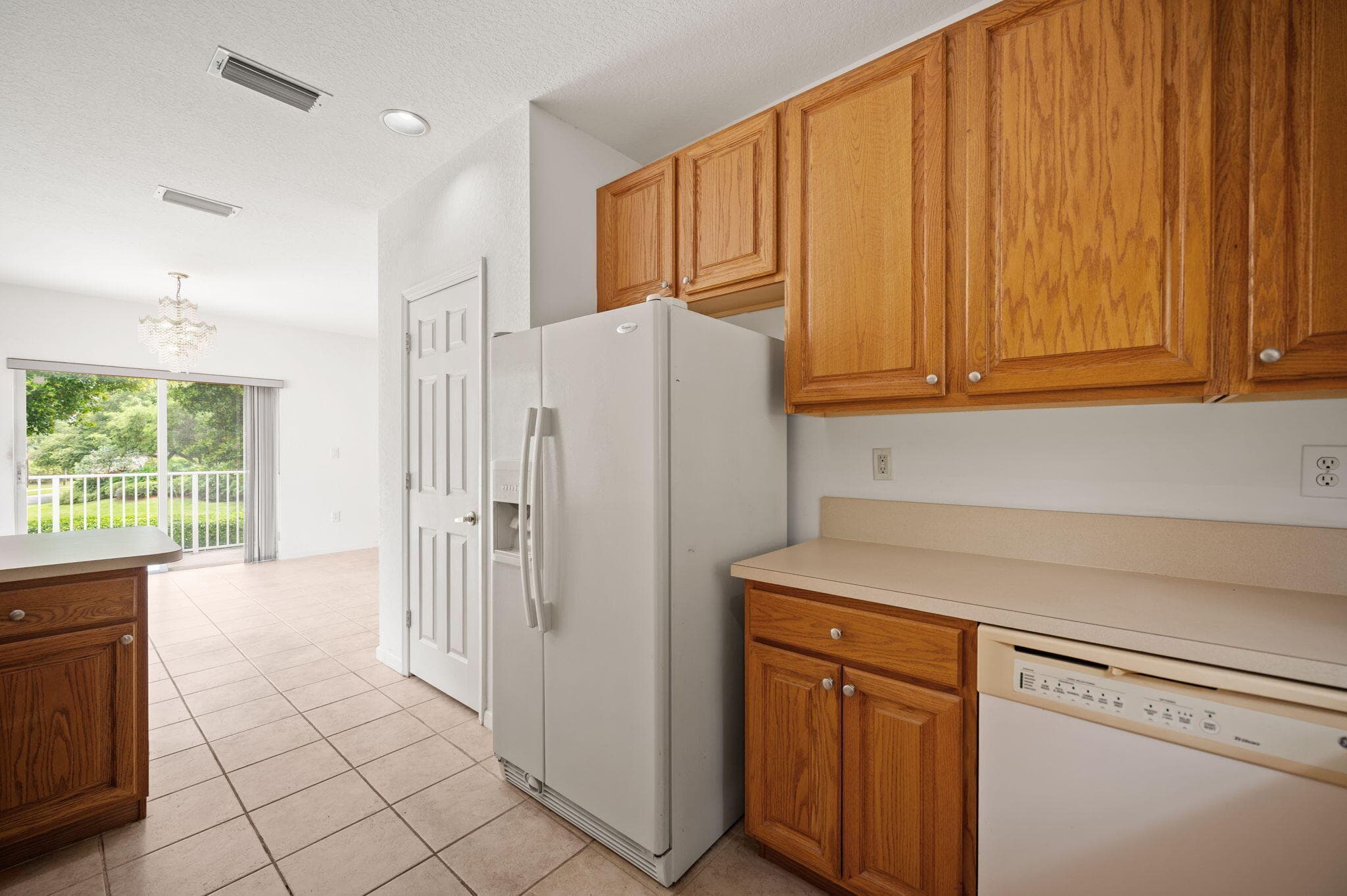 2110 NW 75th Way, Pembroke Pines, FL 33024 — photo 13 of 43