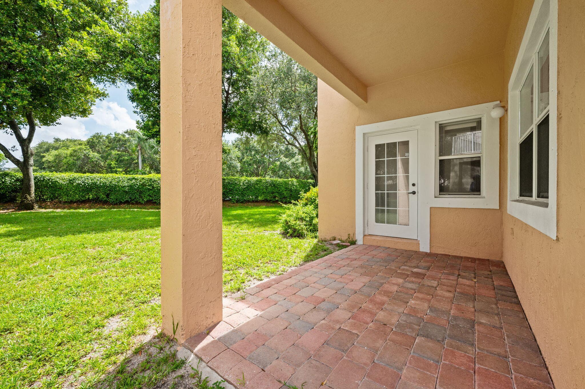 2110 NW 75th Way, Pembroke Pines, FL 33024 — photo 22 of 43