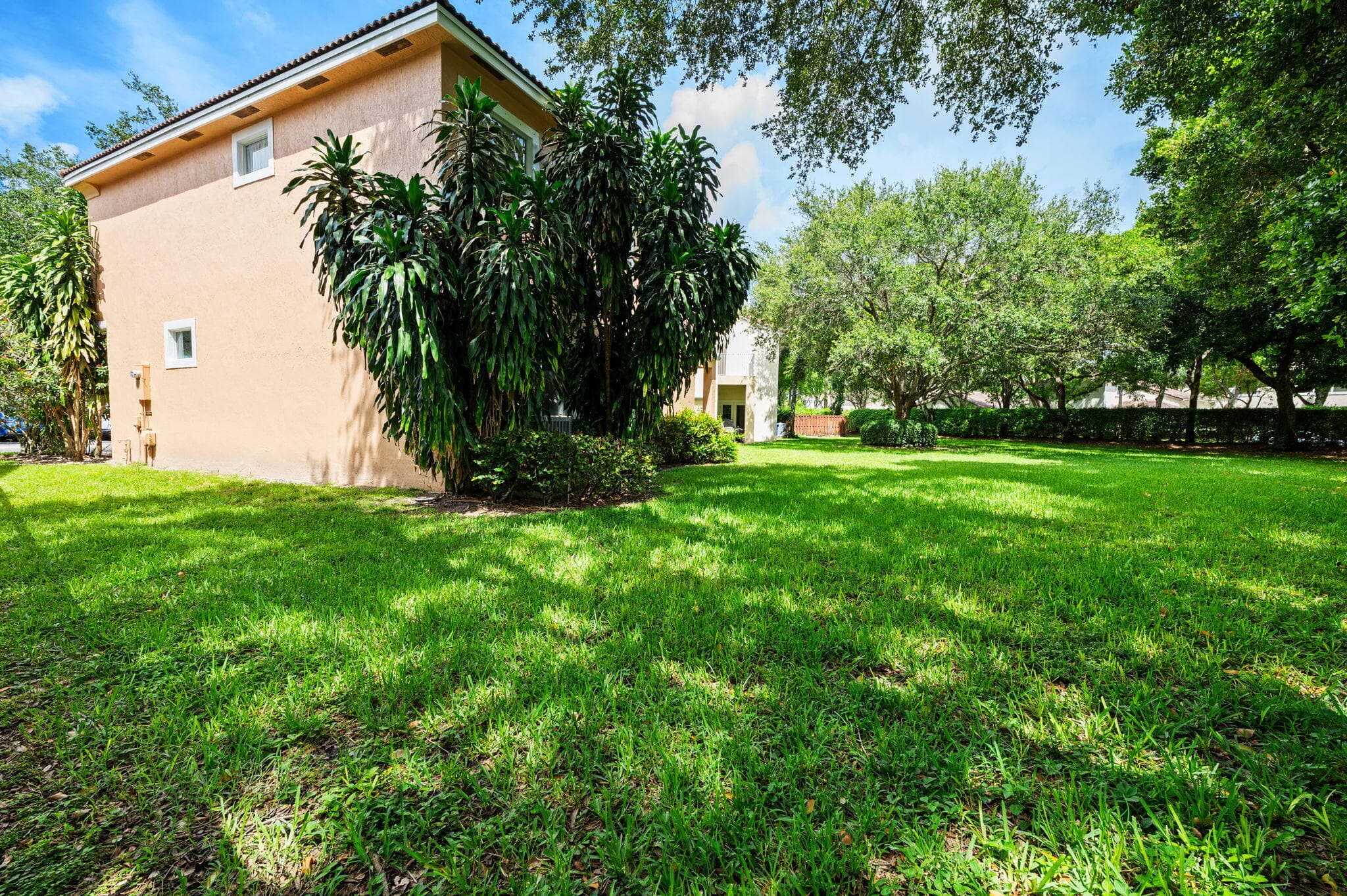 2110 NW 75th Way, Pembroke Pines, FL 33024 — photo 24 of 43