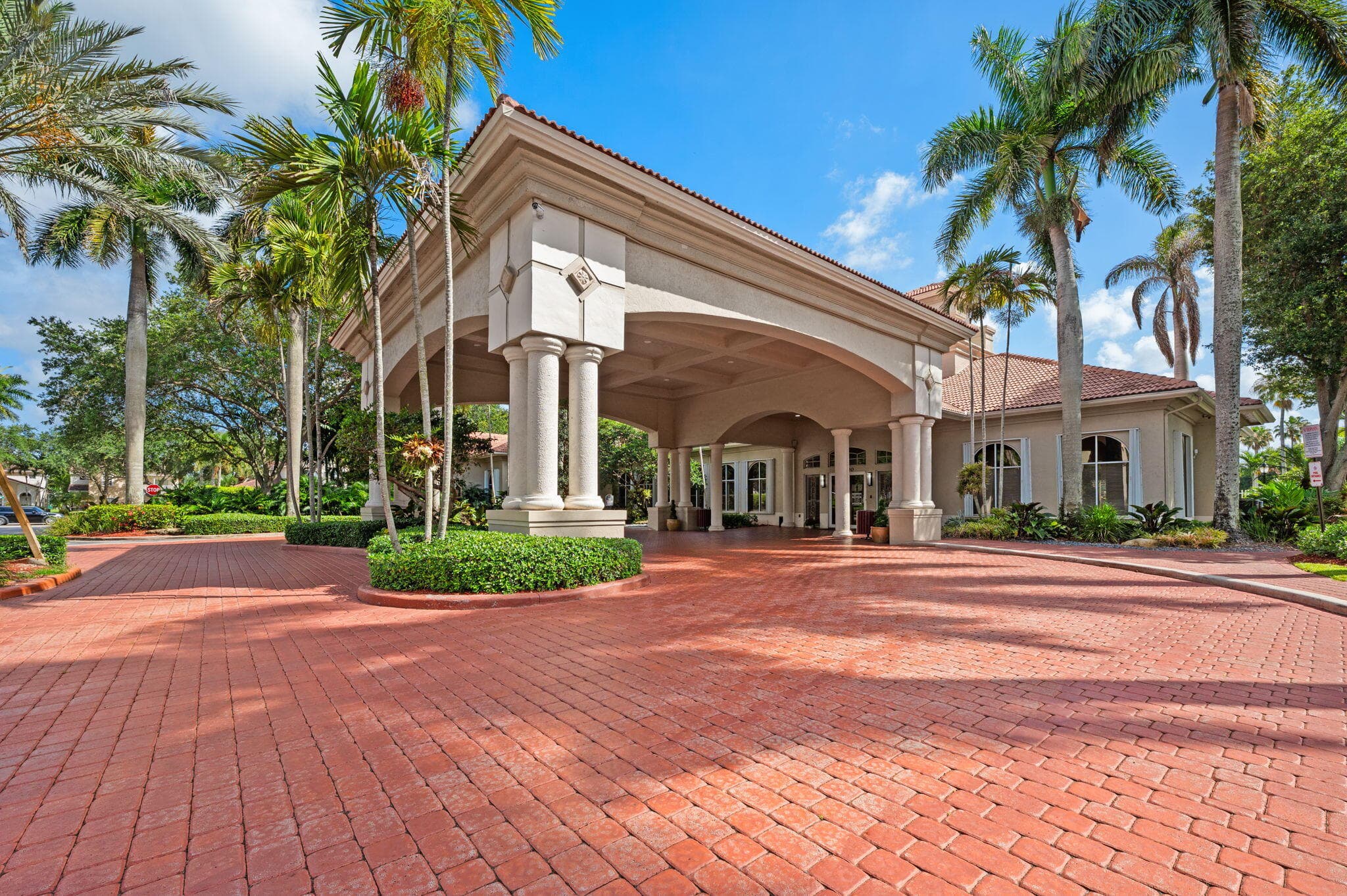 2110 NW 75th Way, Pembroke Pines, FL 33024 — photo 28 of 43