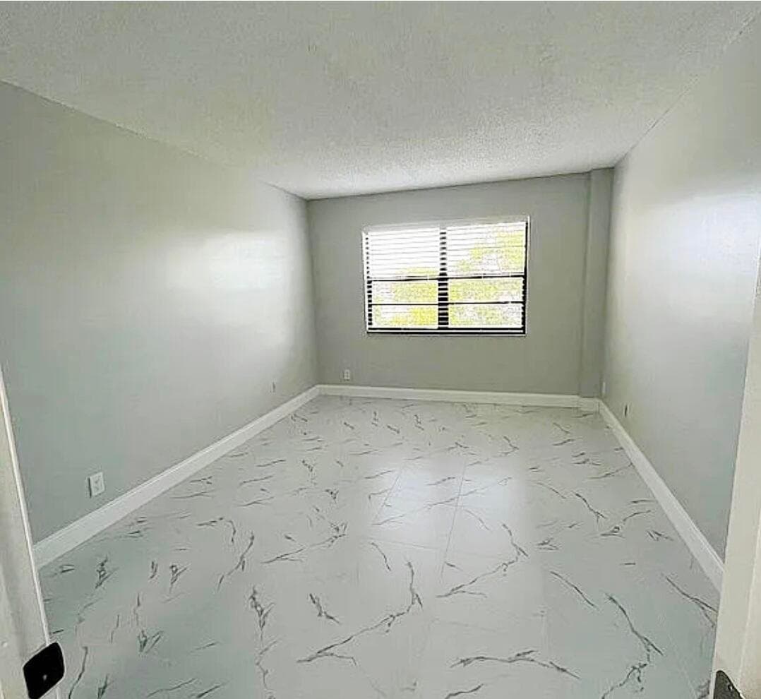 4640 W Lucerne Lakes Blvd Boulevard 505, Lake Worth, FL 33467 — photo 10 of 16