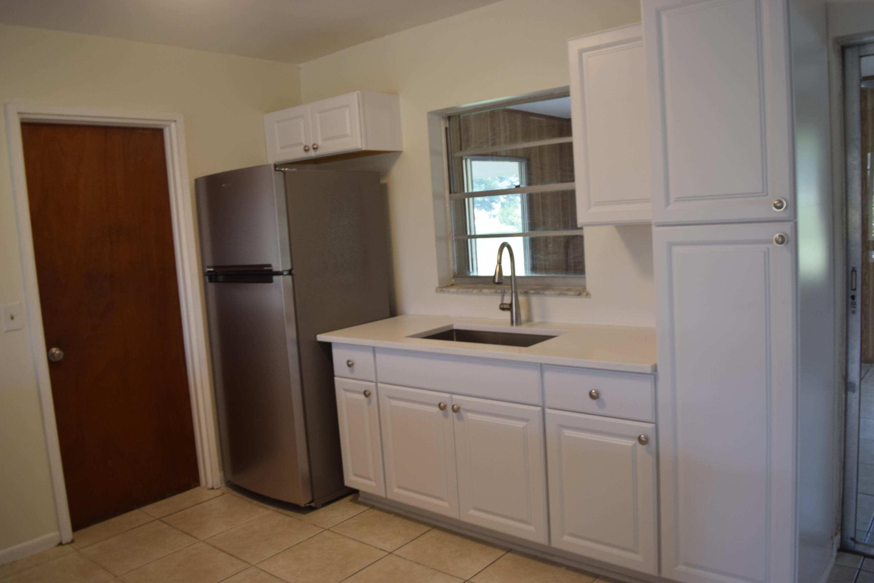 1881 SE Airoso Boulevard, Port St. Lucie, FL 34984 — photo 8 of 21