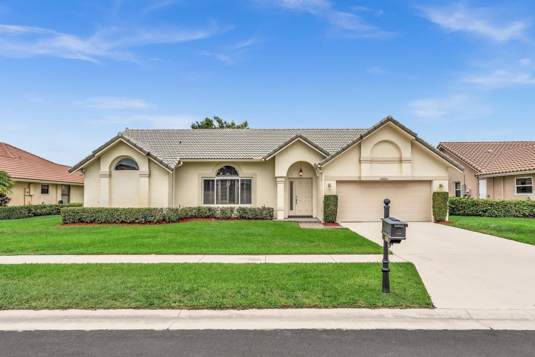 10201 Canoe Brook Circle, Boca Raton, FL 33498 — photo 3 of 59