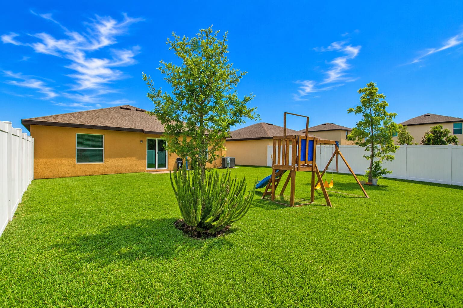 4242 Thurso Way, Fort Pierce, FL 34947 — photo 8 of 26