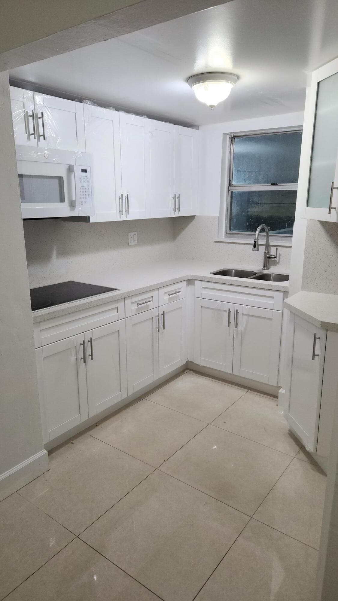 210 Fontainebleau Boulevard 311, Miami, FL 33172 — photo 2 of 16