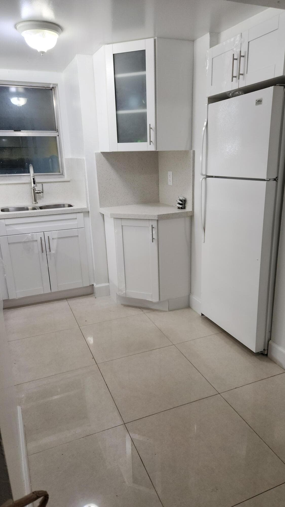 210 Fontainebleau Boulevard 311, Miami, FL 33172 — photo 4 of 16