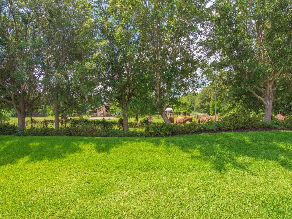1340 Willow Oak Court, Vero Beach, FL 32966 — photo 9 of 34