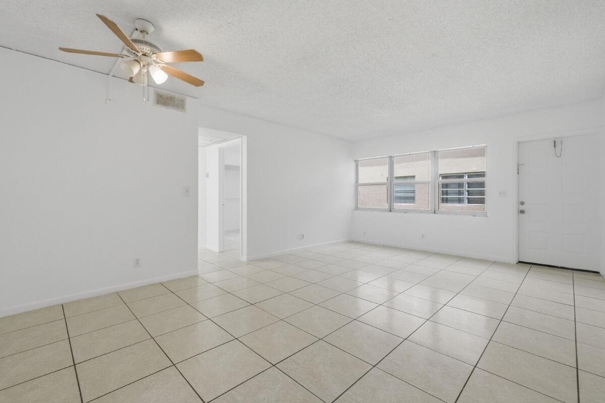 10148 Twin Lakes Drive 12-c, Coral Springs, FL 33071 — photo 3 of 10