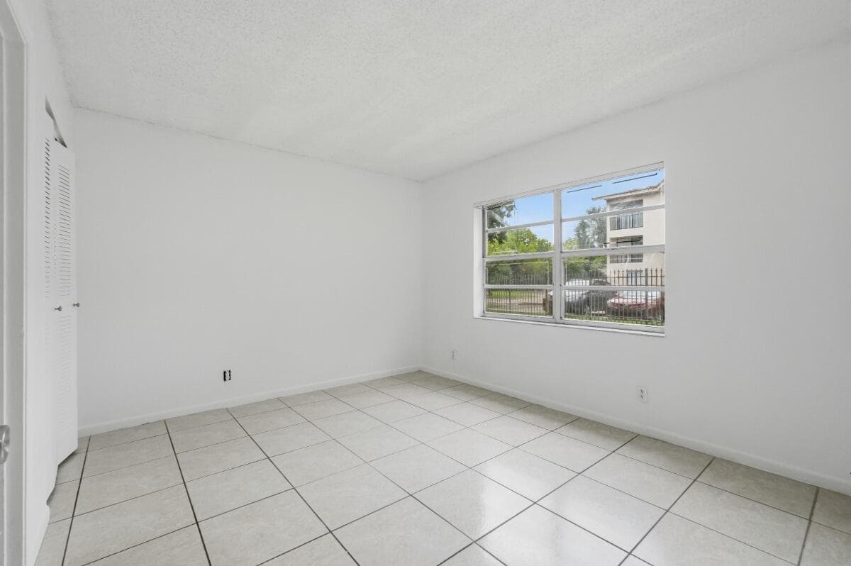 10148 Twin Lakes Drive 12-c, Coral Springs, FL 33071 — photo 8 of 10